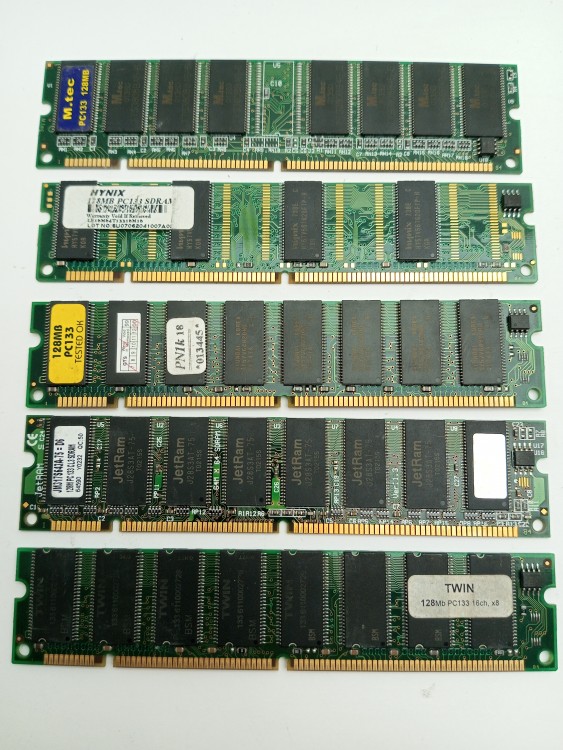 Оперативная память SDRAM 128MB PC133