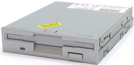 Флоппи-дисковод 1.44Mb