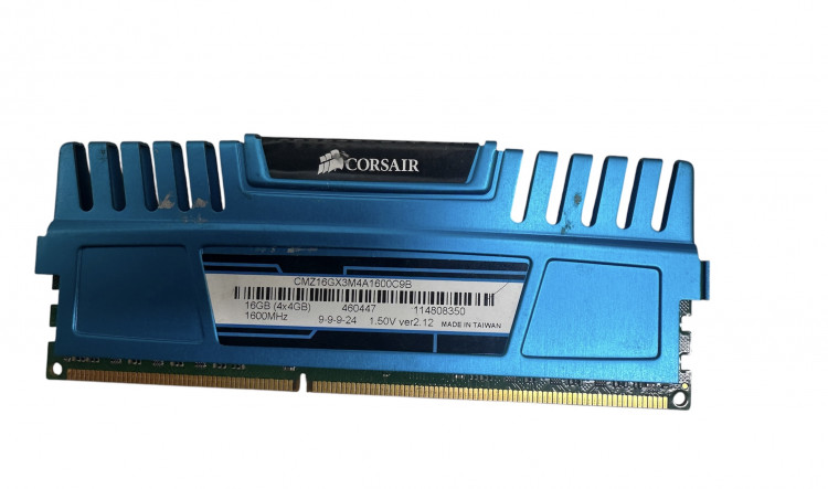 Оперативная память Corsair Vengeance CMZ16GX3M4A1600C9B DDR3 8GB 