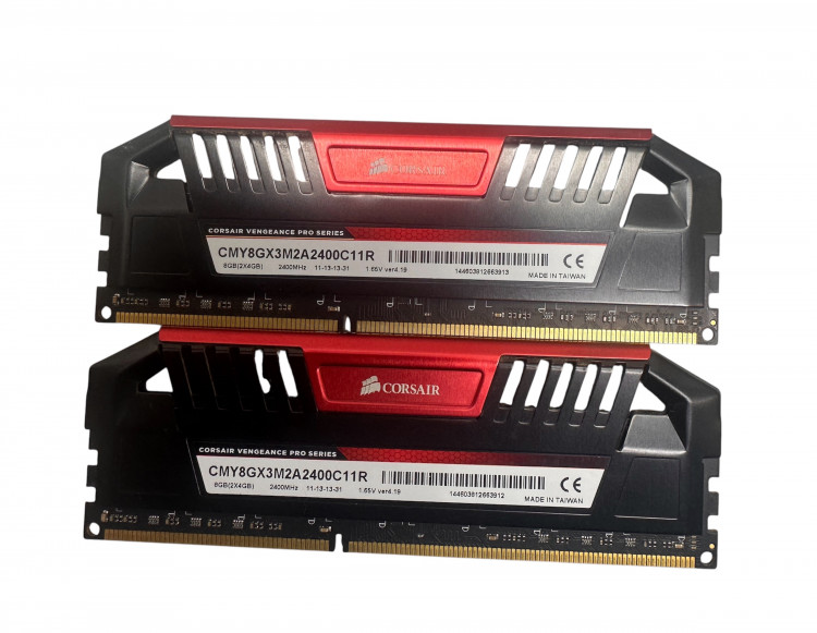 Оперативная память Corsair Vengeance Pro CMY8GX3M2A2400C11R  8GB DDR3