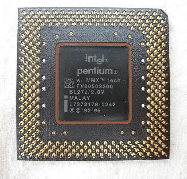 Процессор Intel Pentium MMX 200 MHz SL27J Socket 7 