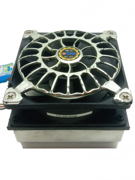 Кулер для процессора Titan TTC-K8ETB/825