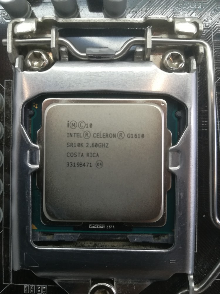 G4920 celeron. 90ghz. 20ghz. I5 4590t. 10ghz 1.