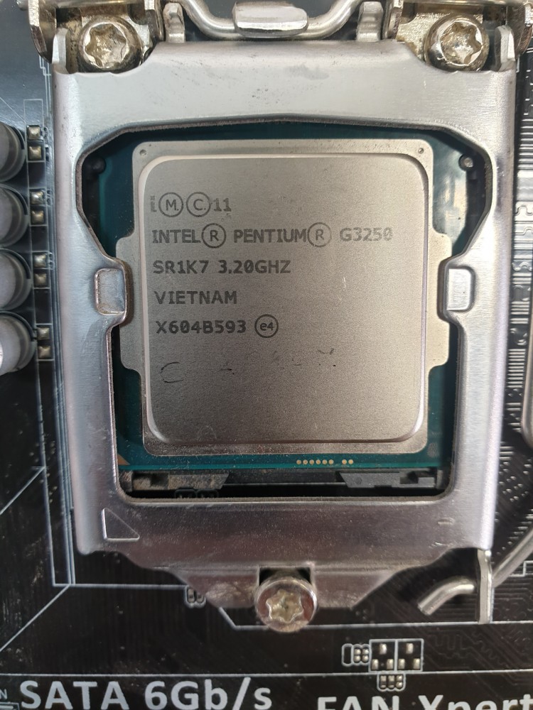 Процессор Intel Pentium G3250 LGA1150