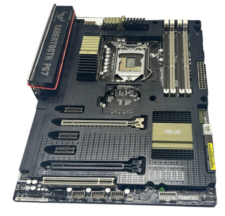 Материнская плата ASUS SABERTOOTH P67 Socket 1155